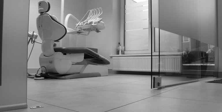 YOUR SMILE | Dental clinic
